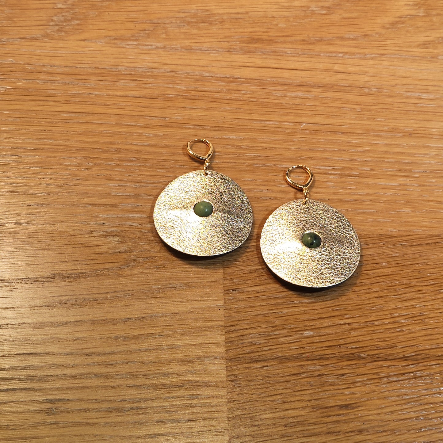 Boucles d'oreilles en cuir - Au Centre - Petit modèle