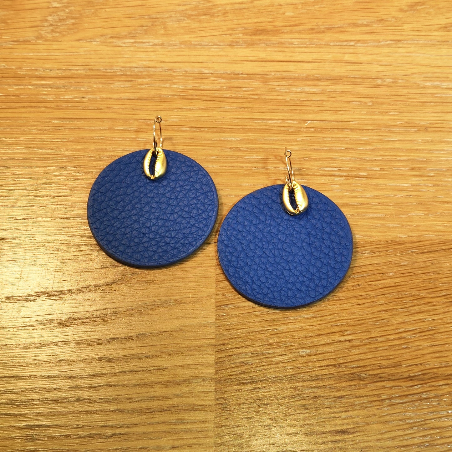 Leather earrings - Abondance J'Ecoute