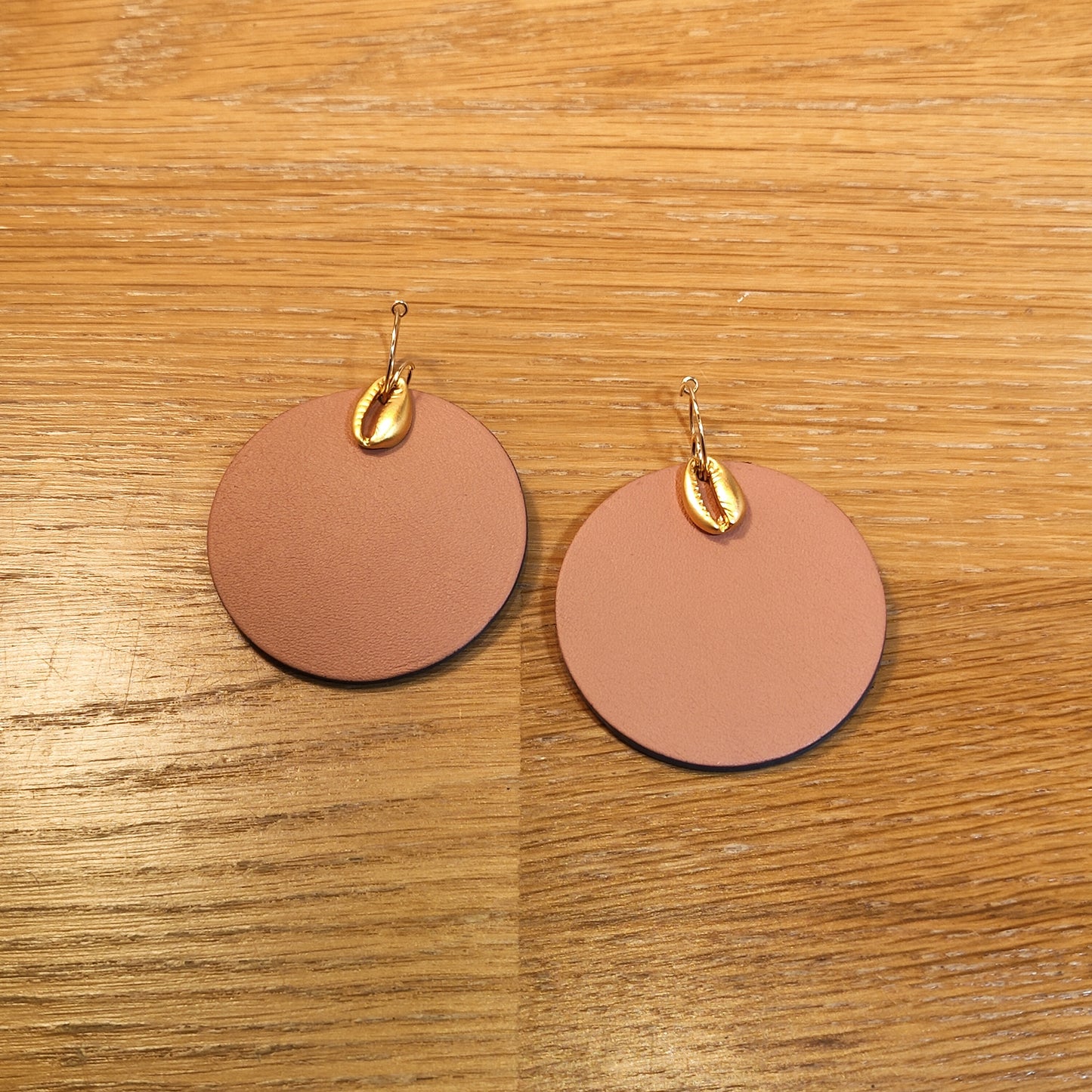 Leather earrings - Abondance J'Ecoute