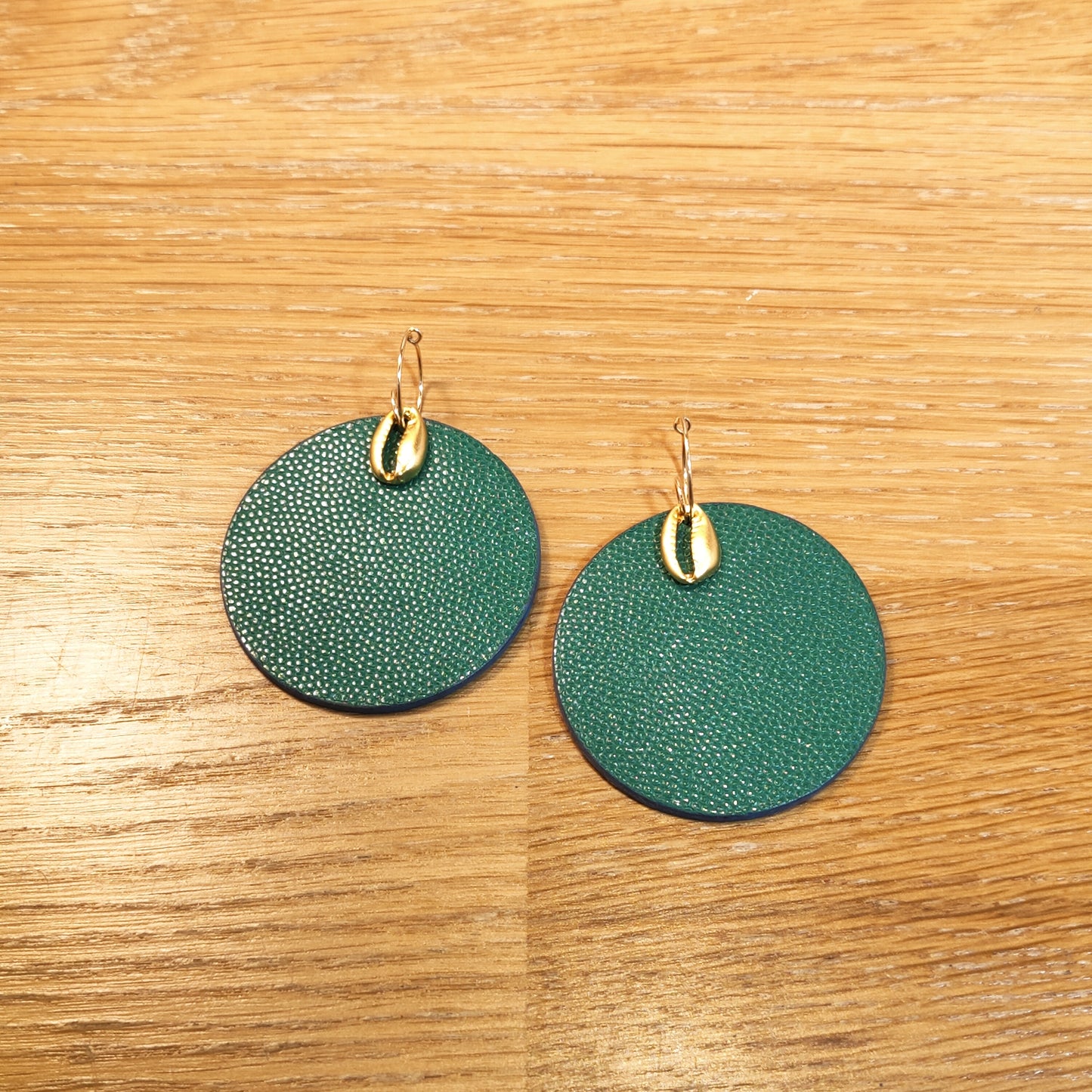 Leather earrings - Abondance J'Ecoute