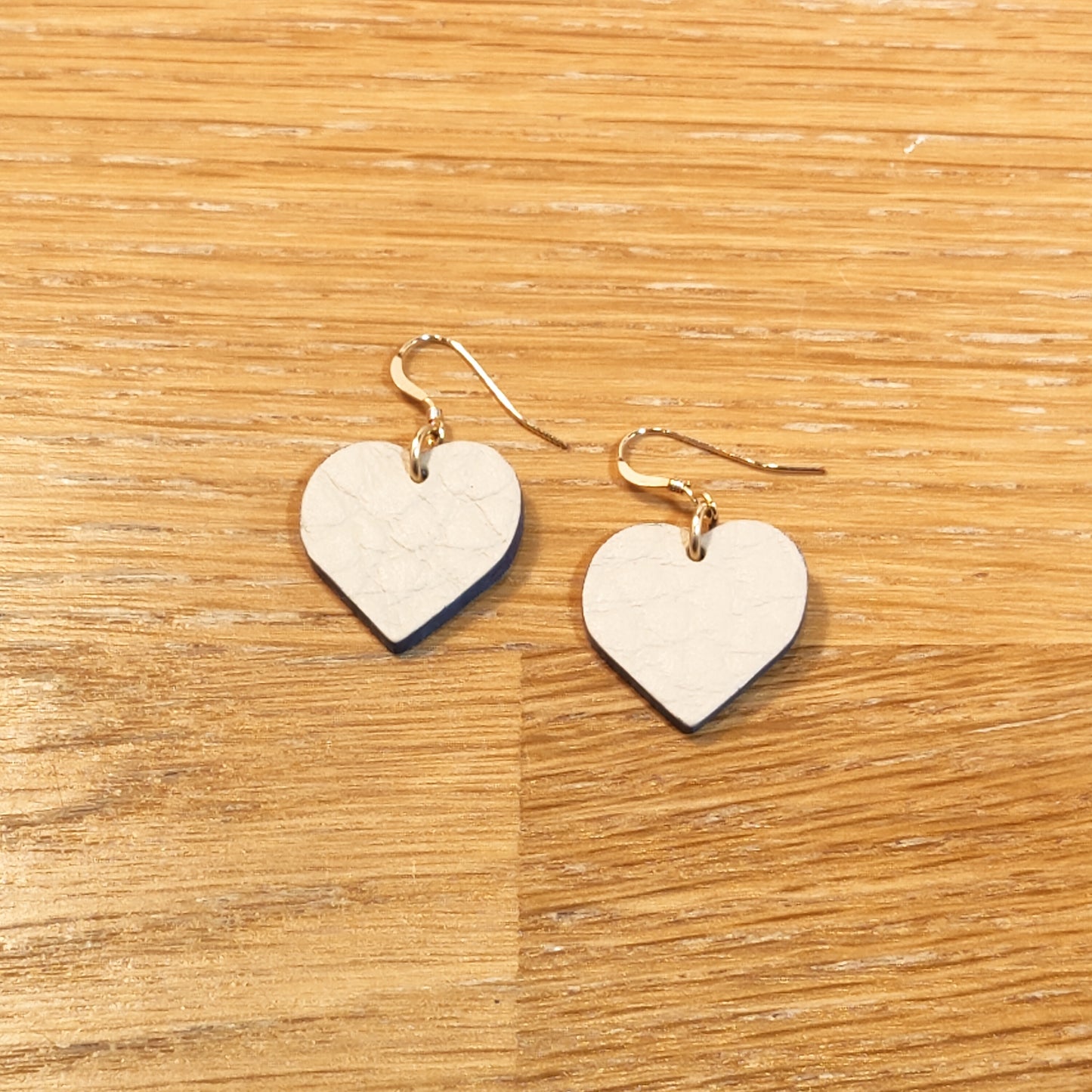 Leather earrings - Heart