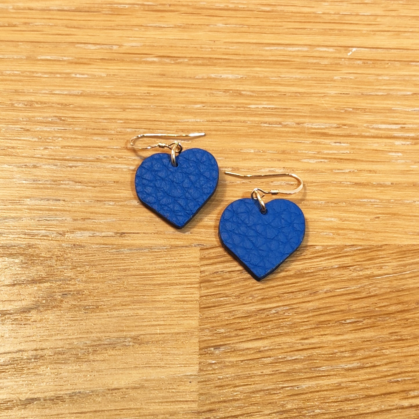 Leather earrings - Heart