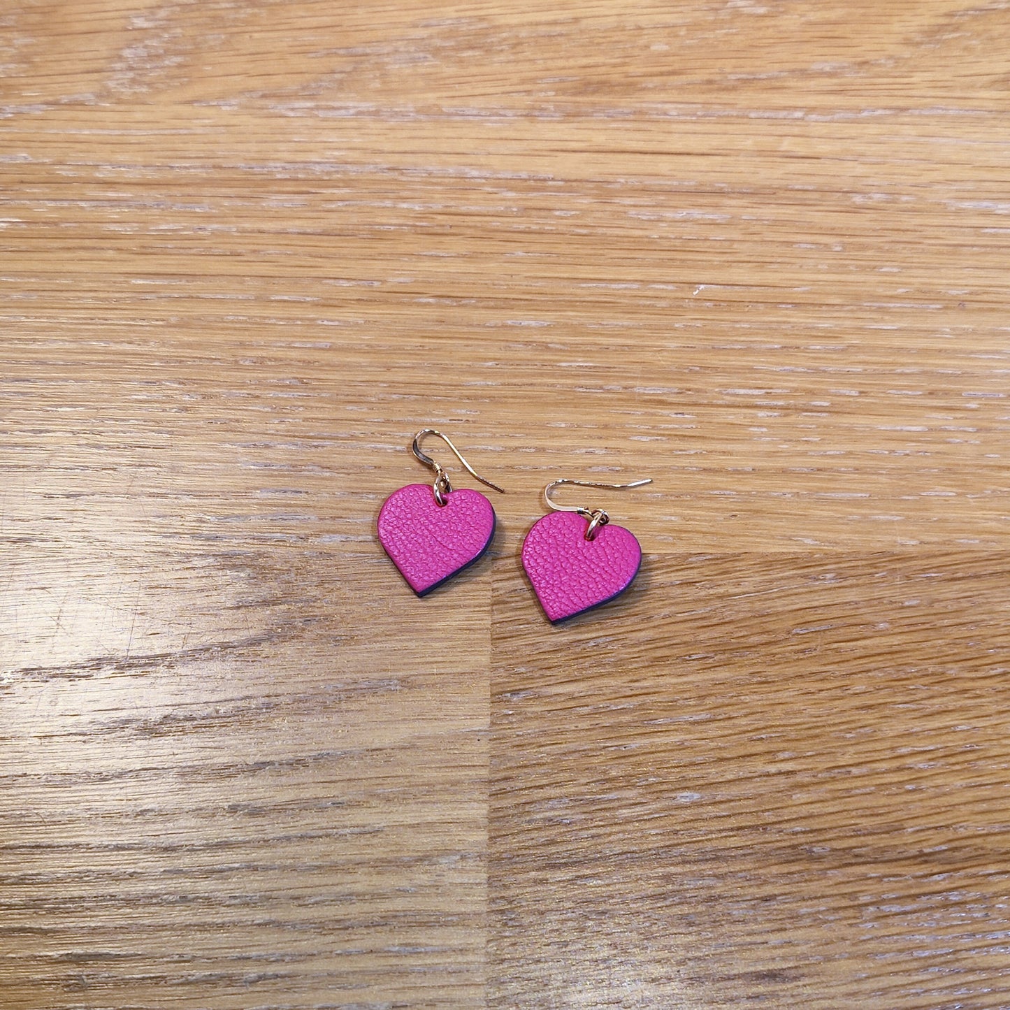Leather earrings - Heart