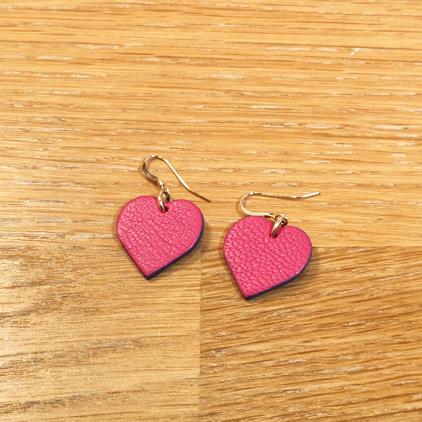 Leather earrings - Heart