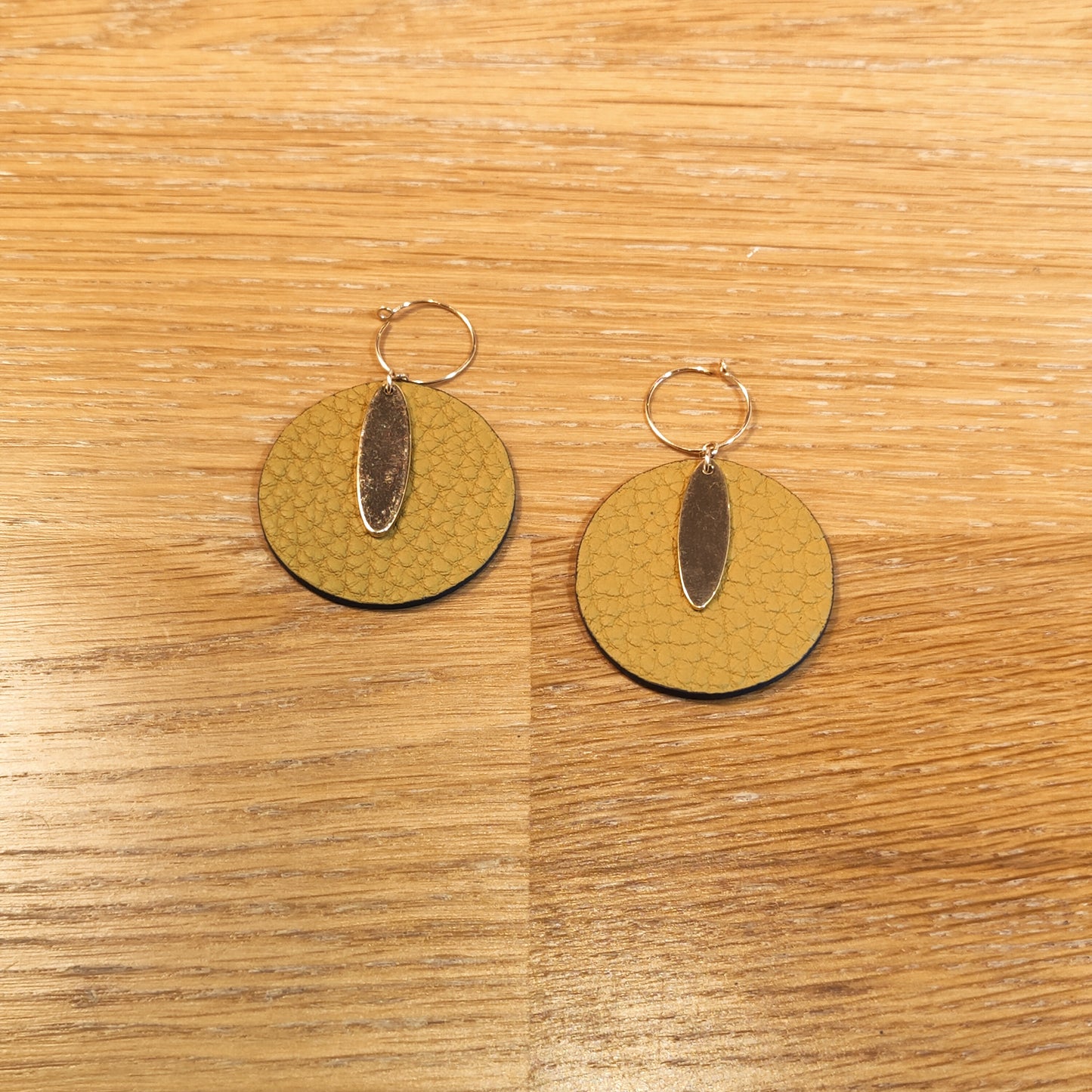 Boucles d'oreilles en cuir - Elancée