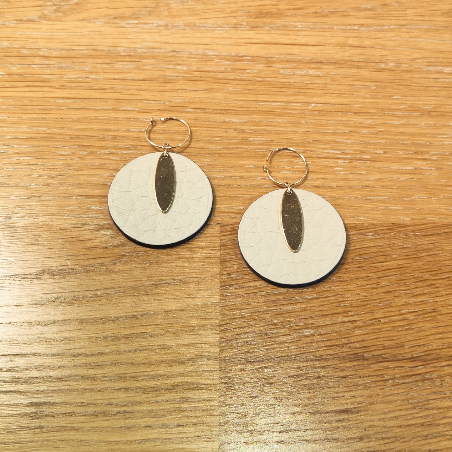 Boucles d'oreilles en cuir - Elancée