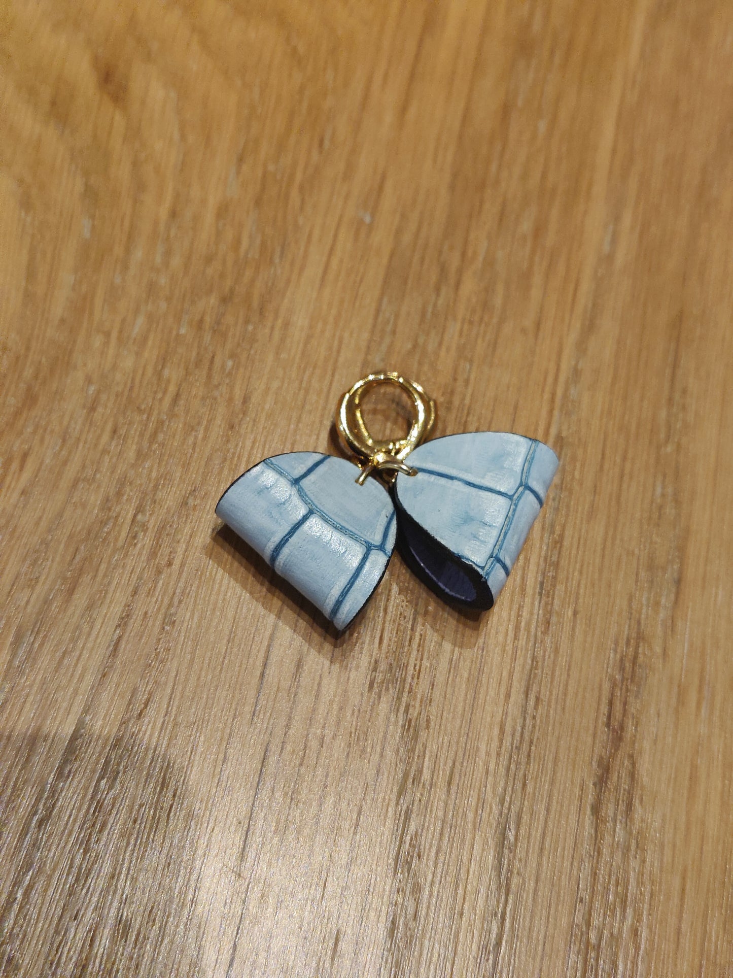 Leather earring - Finesse
