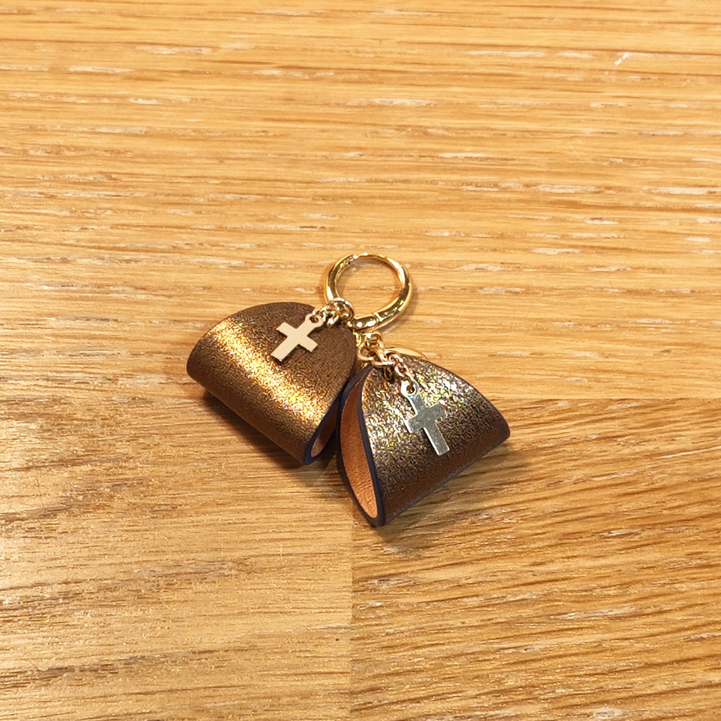 Finesse en croix - Leather earrings