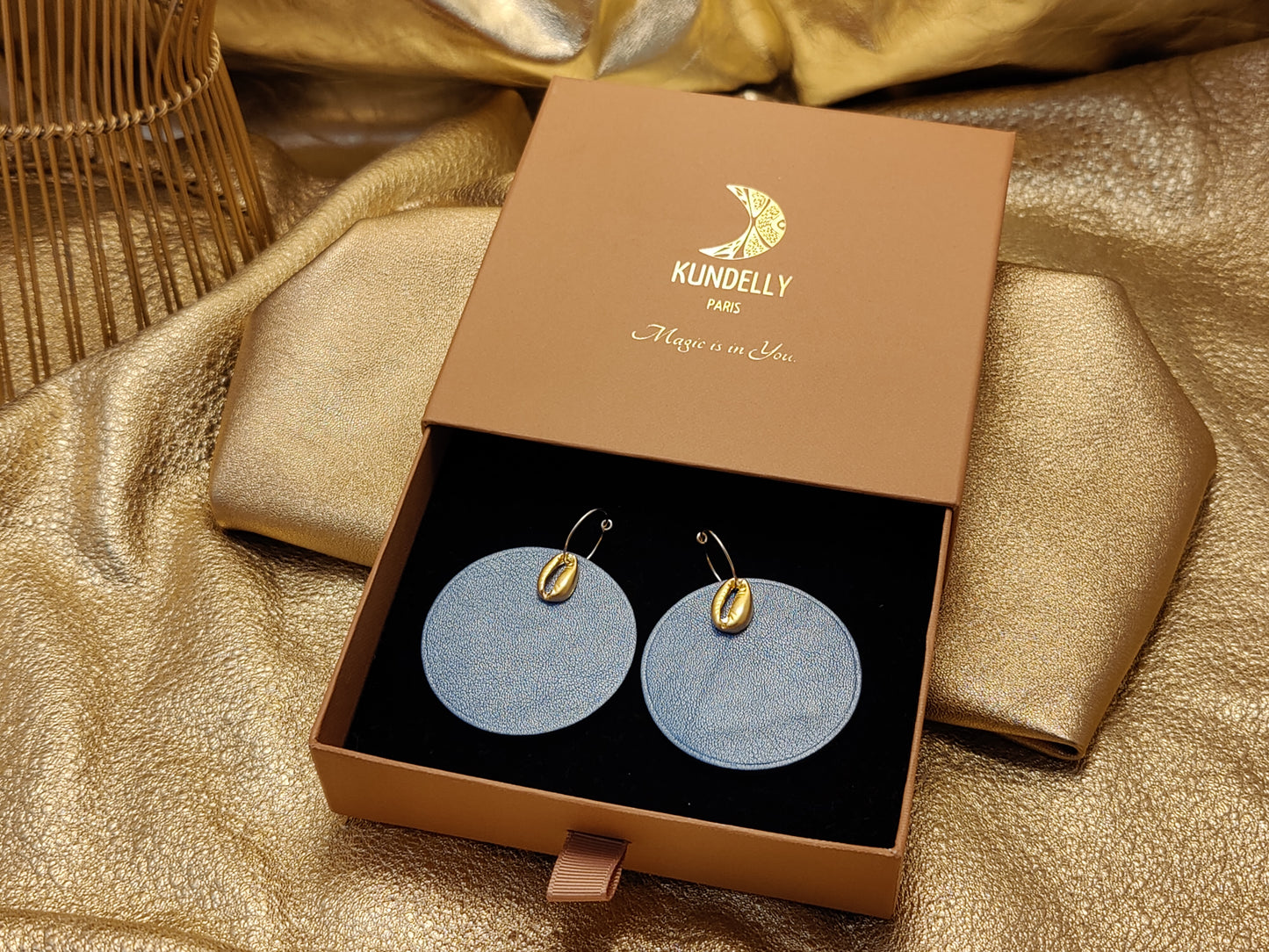 Leather earrings - Abondance J'Ecoute