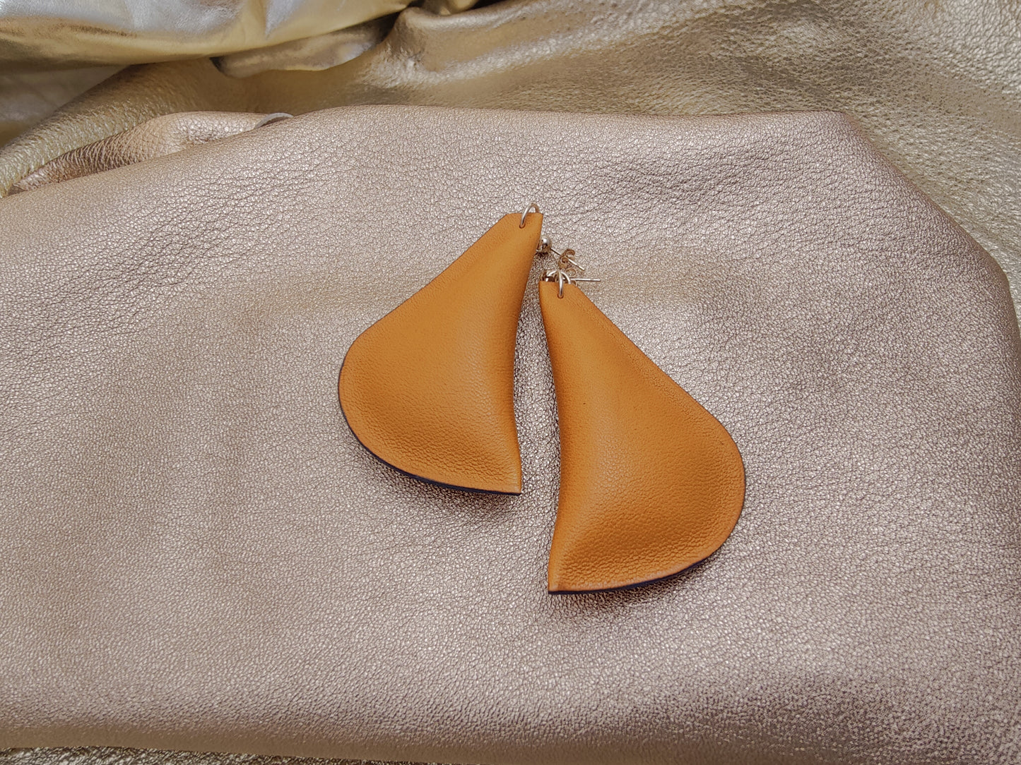 Leather earrings - Large model - Fertile