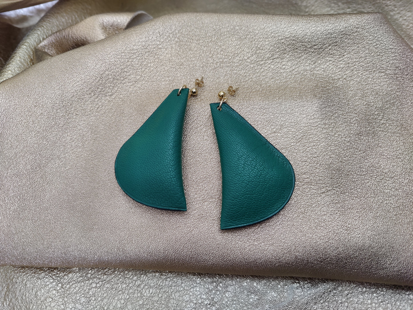 Leather earrings - Large model - Fertile