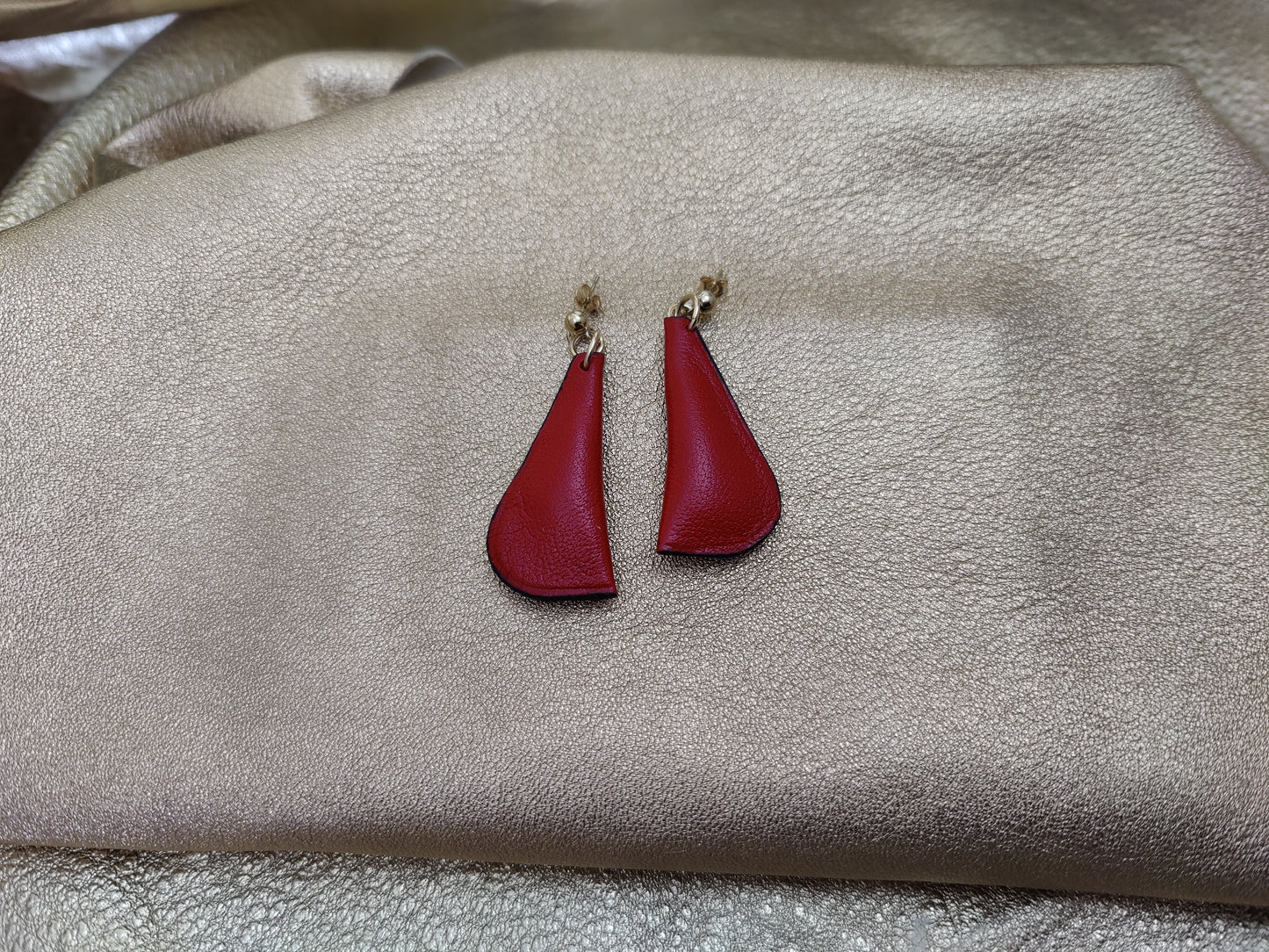 Leather earrings - small model - Fertile