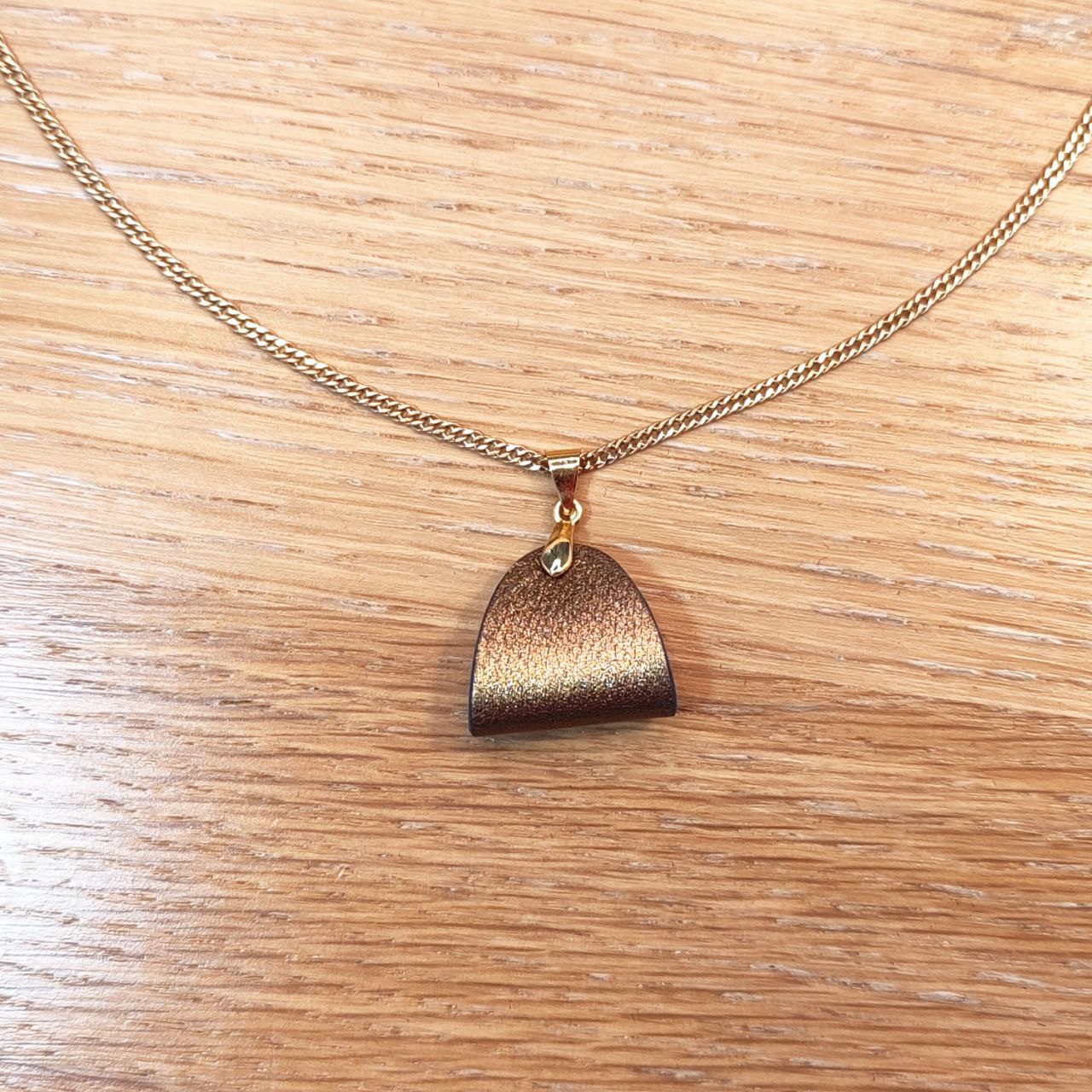 Leather Pendant - Finesse