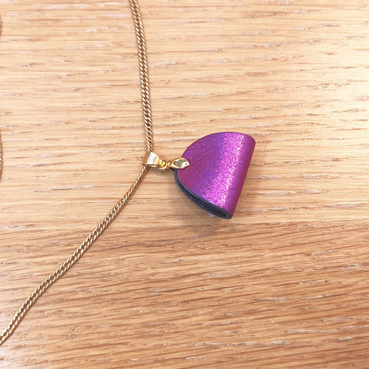 Leather Pendant - Finesse