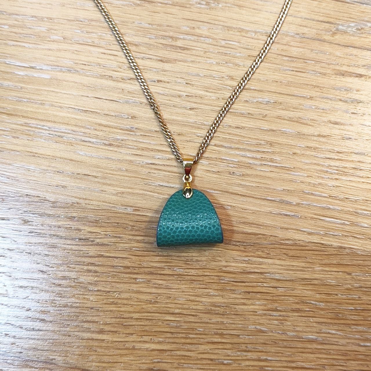 Leather Pendant - Finesse