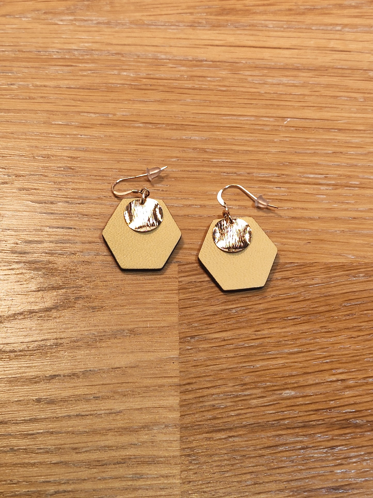 Leather earrings - Amphora