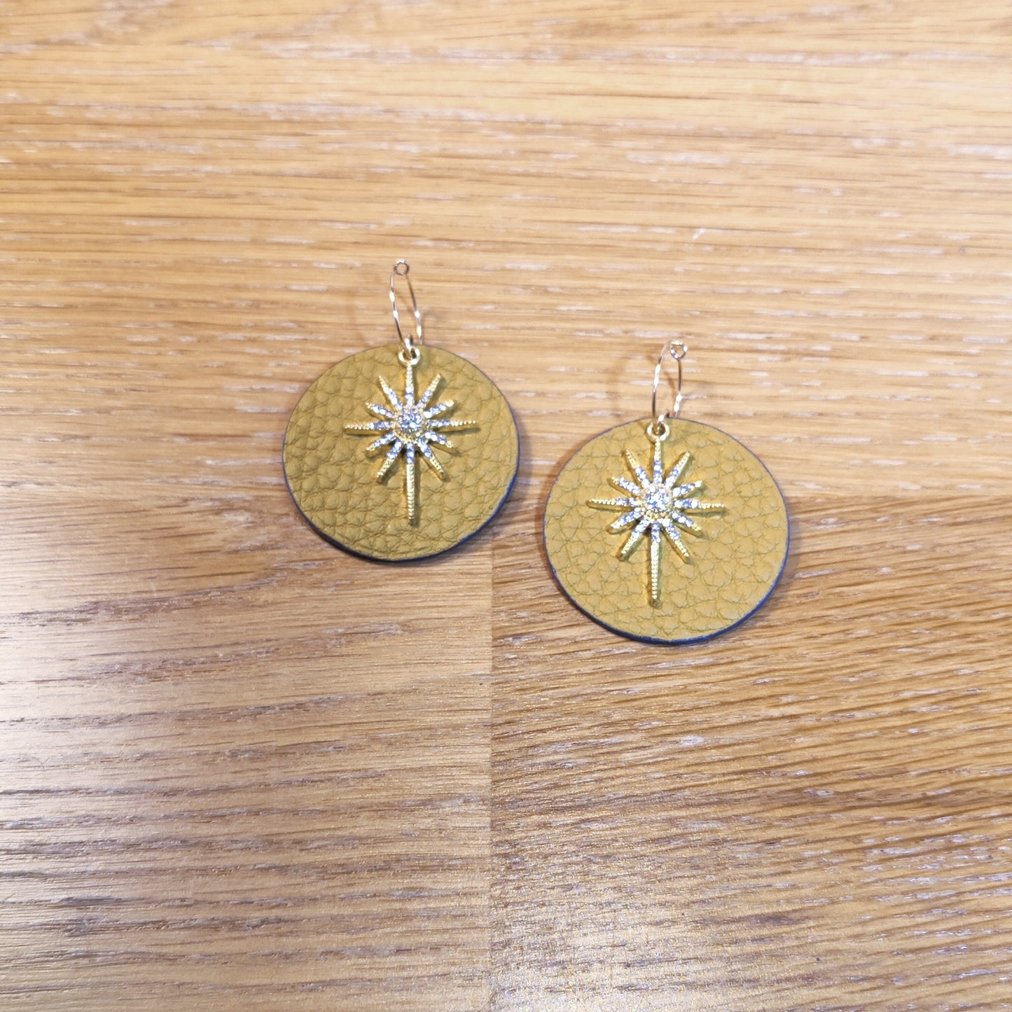 Boucle d'oreilles Cuir - L'Etoile - moyen