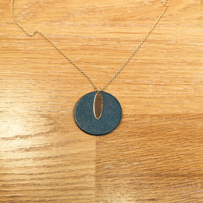 Pendentif en cuir - Elancee