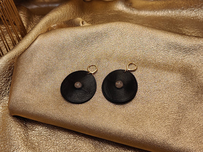 Boucle d'oreille en cuir Grand modèle - Au Centre