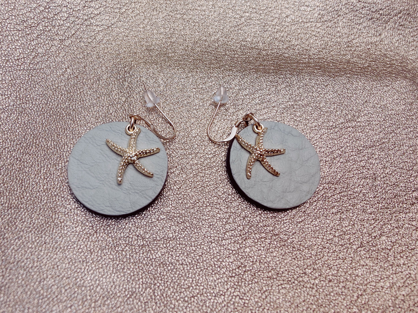 Leather earrings - Starfish