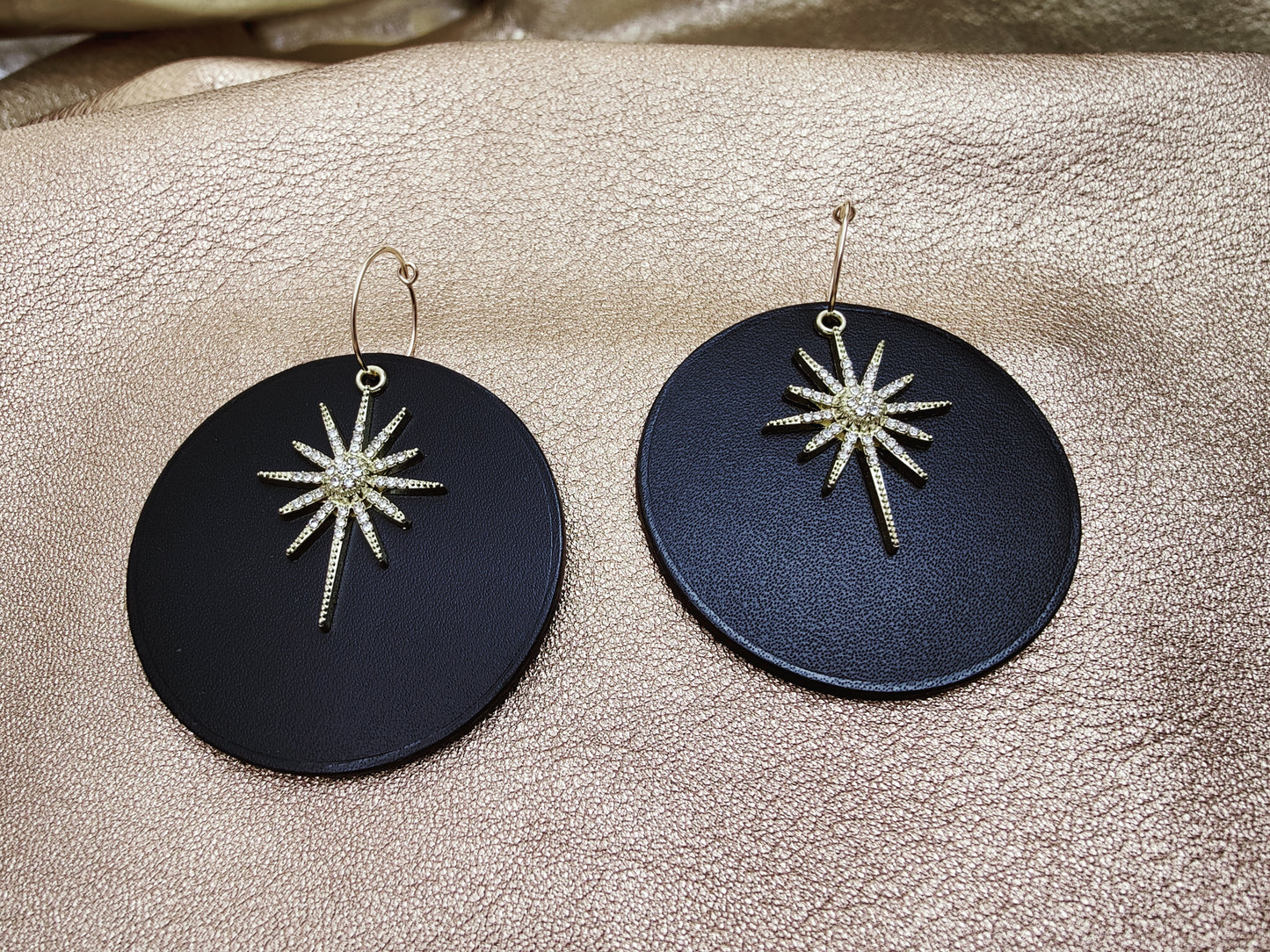 Leather earrings - L'Etoile - large model