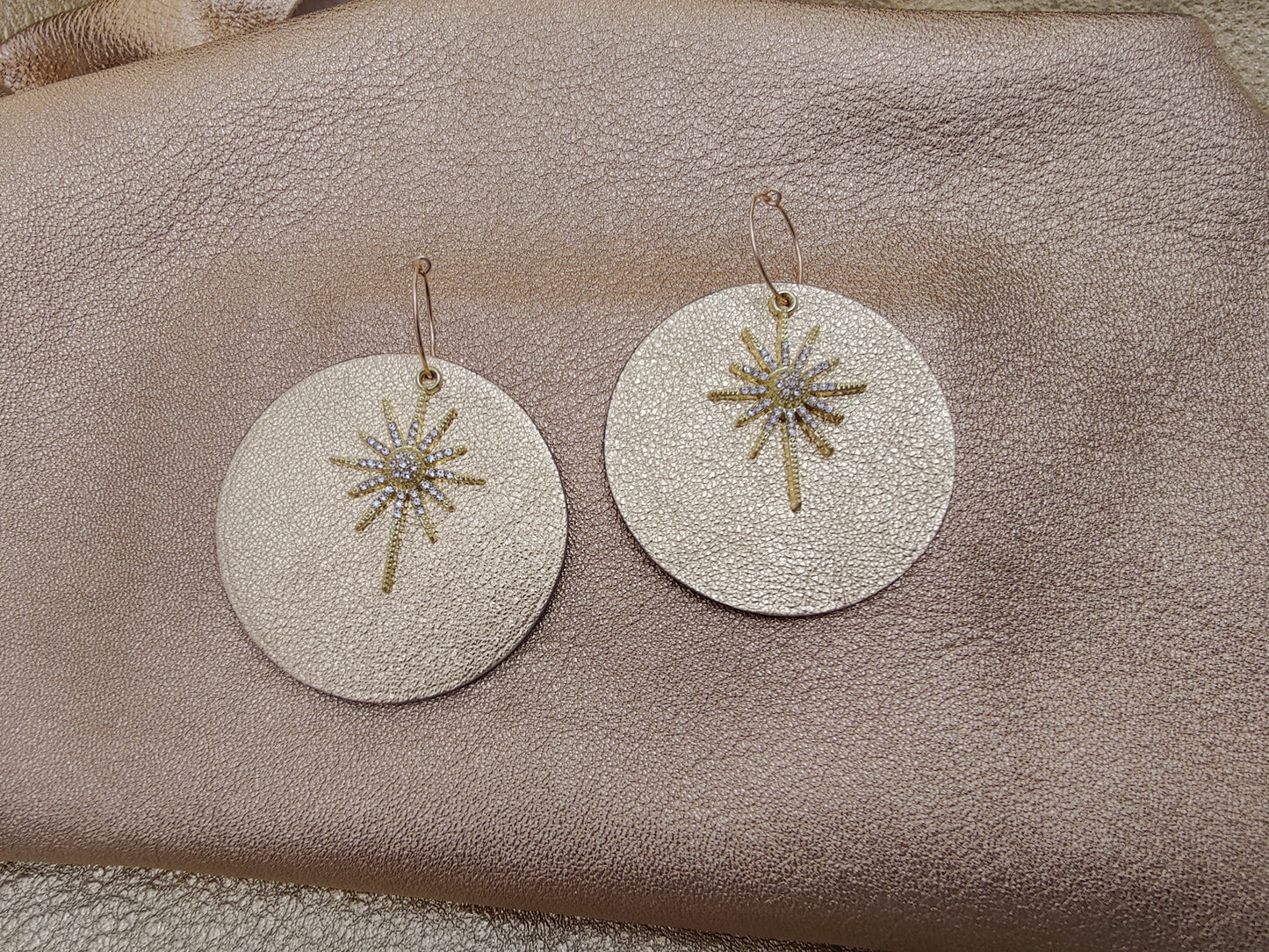 Leather earrings - L'Etoile - large model