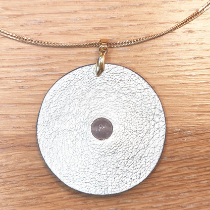 Pendentif en cuir - Grand modèle - Au Centre